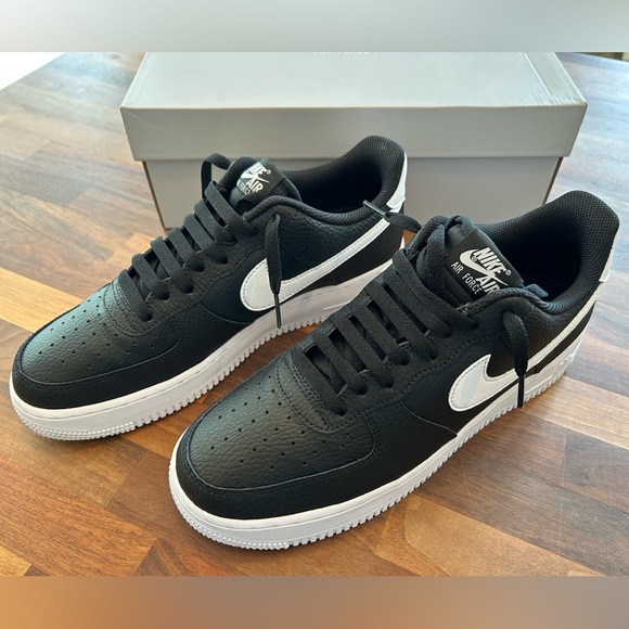 Nike Air Force 1 ‘07 Sneakers - Black and White - Picture 3 of 6